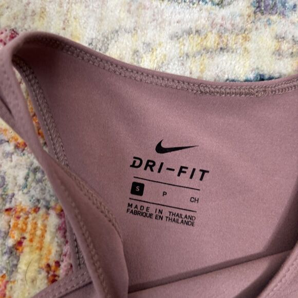 Nike Element Workout Set - Picture 4 of 12